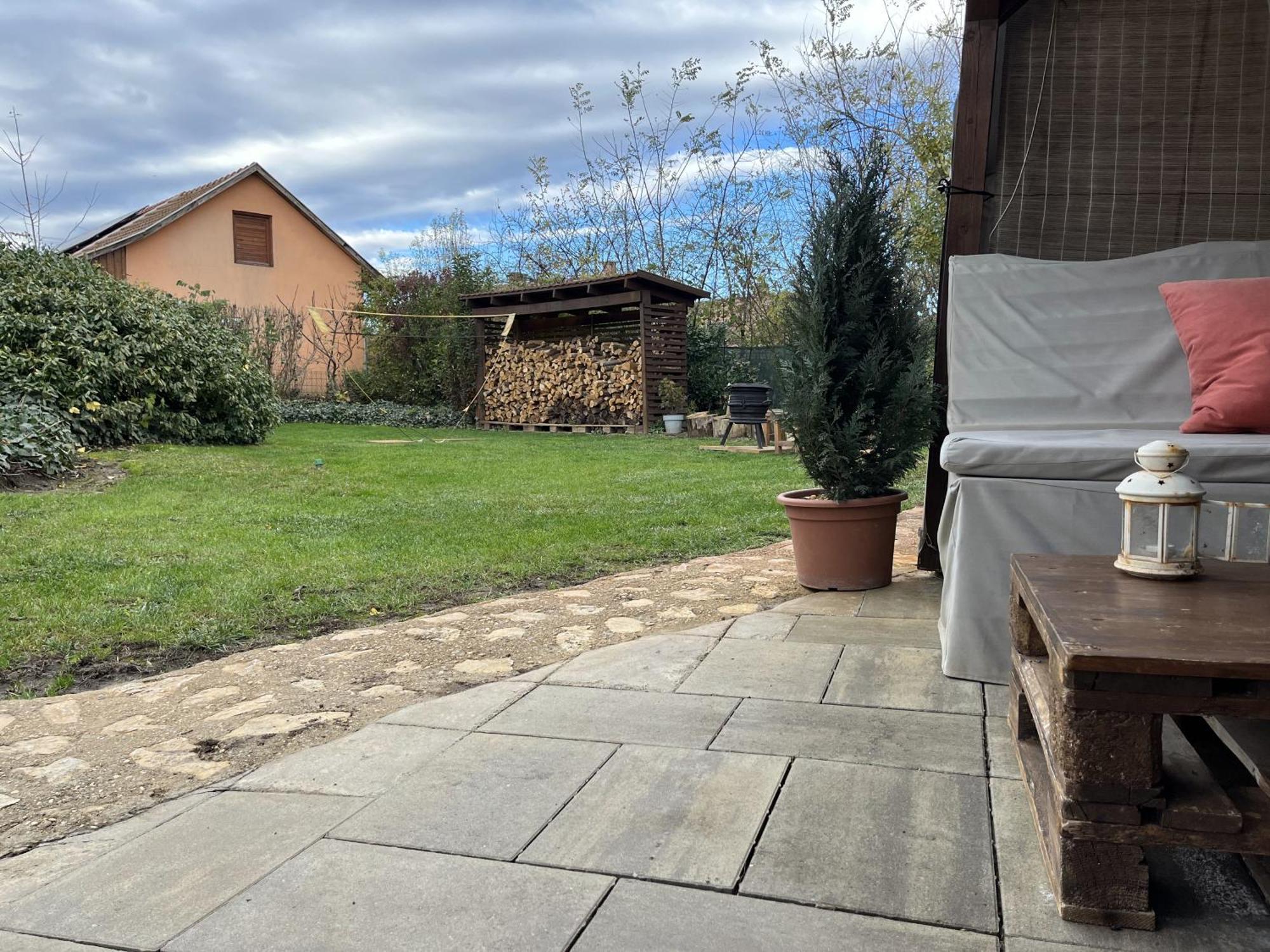 Idill Ueduelohaz Villa Tiszafüred Exterior foto